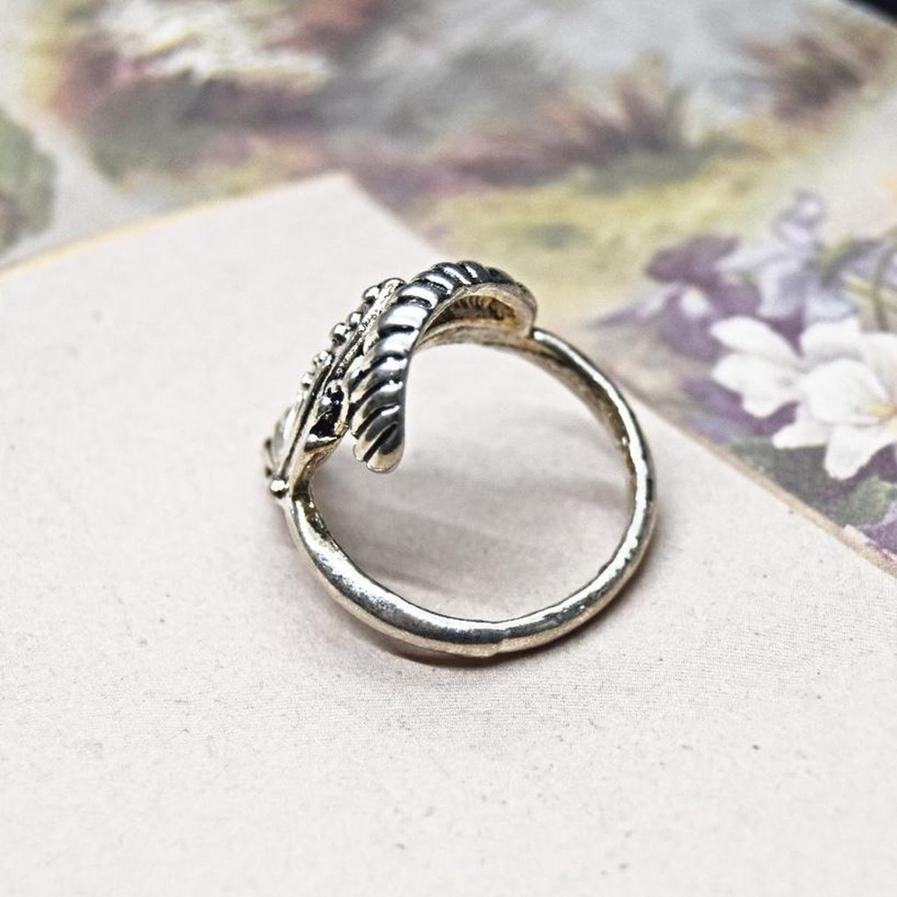 Silver butterfly ring - Picture 6 of 7